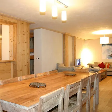 Cortina Apartment *